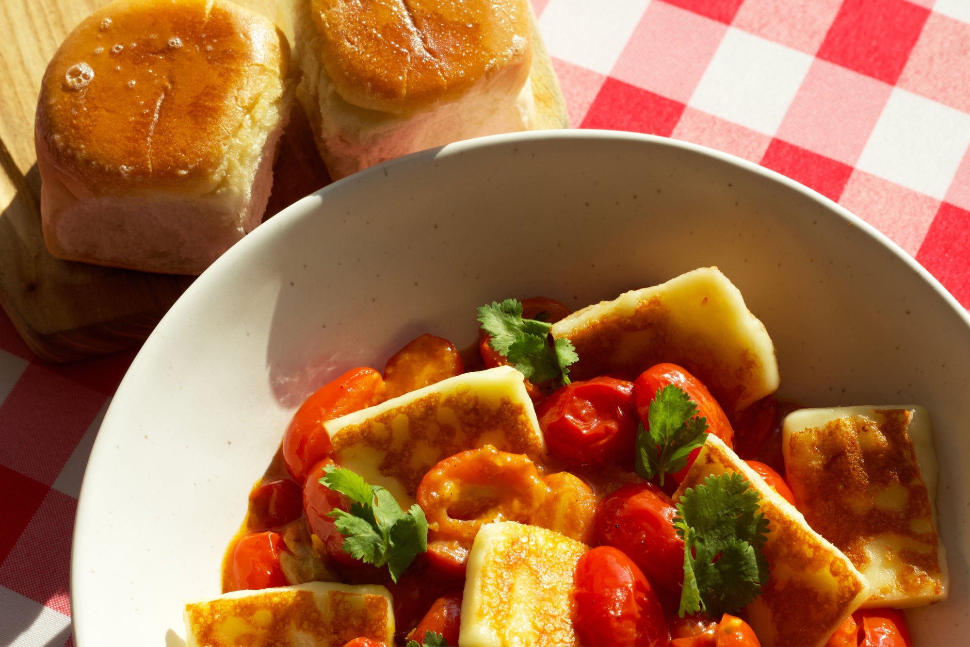 Grilled Halloumi and Garlic Tomato Stir Fry