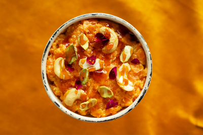 Gajar Ka Halwa (Carrot Pudding) With Hot Honey
